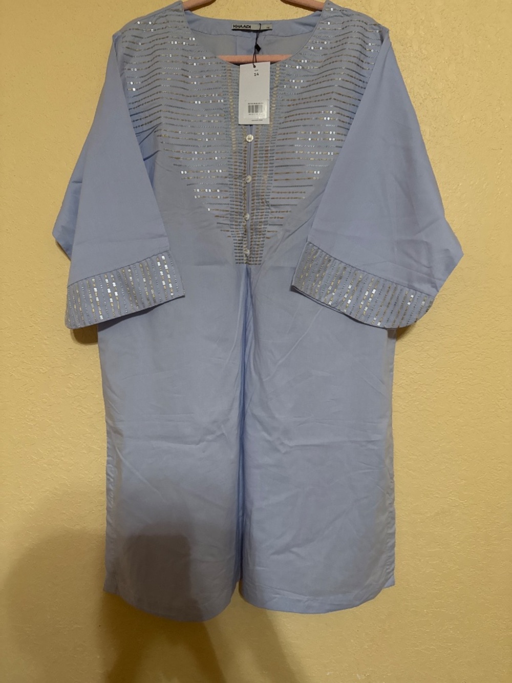 Kurti - Picture 3 of 3